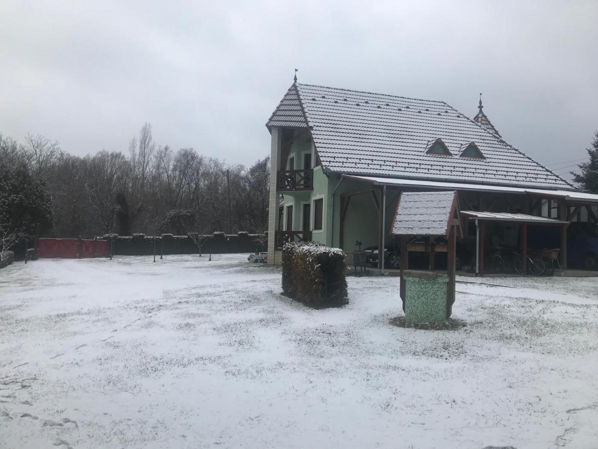 Balaton Garden Lägenhet Balatongyörök Exteriör bild